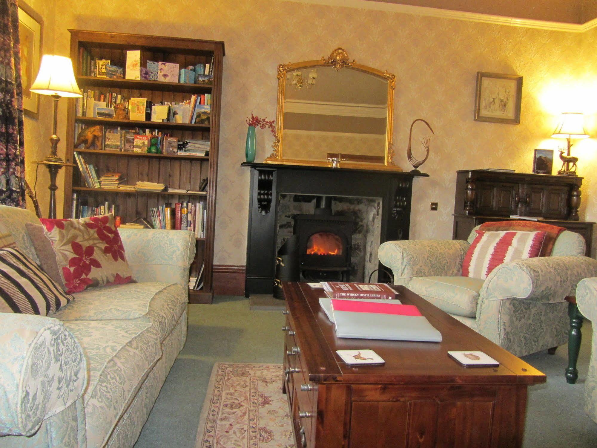 Rossmor Bed & Breakfast Grantown-on-Spey Luaran gambar