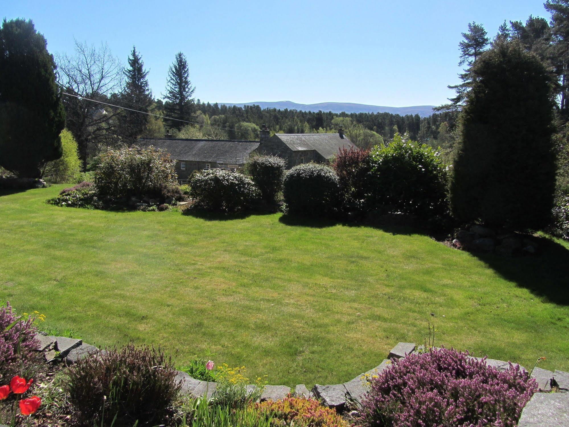 Rossmor Bed & Breakfast Grantown-on-Spey Luaran gambar